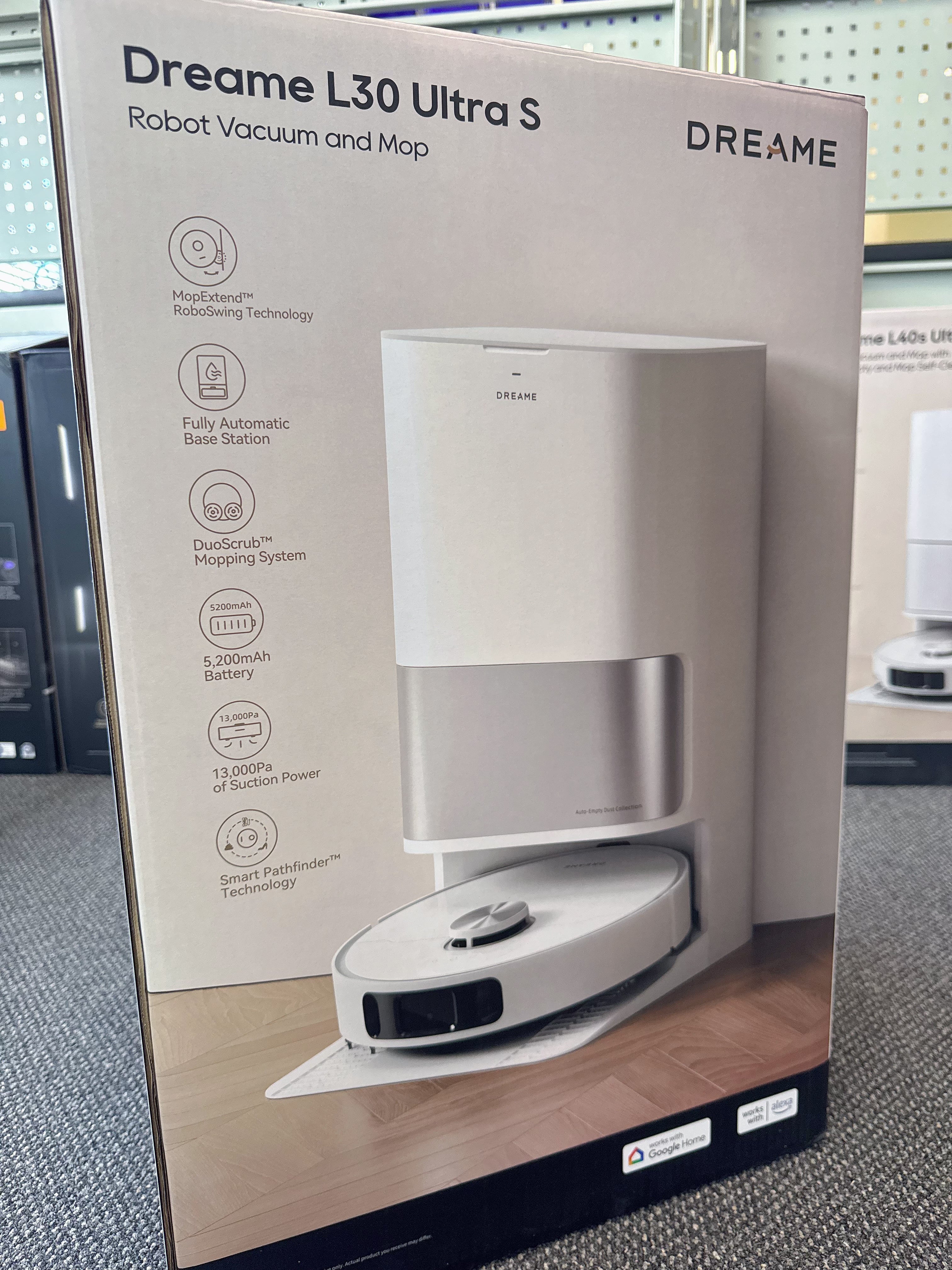 Dreame L30 Ultra S Robot Vacuum and Mop-Refurbished