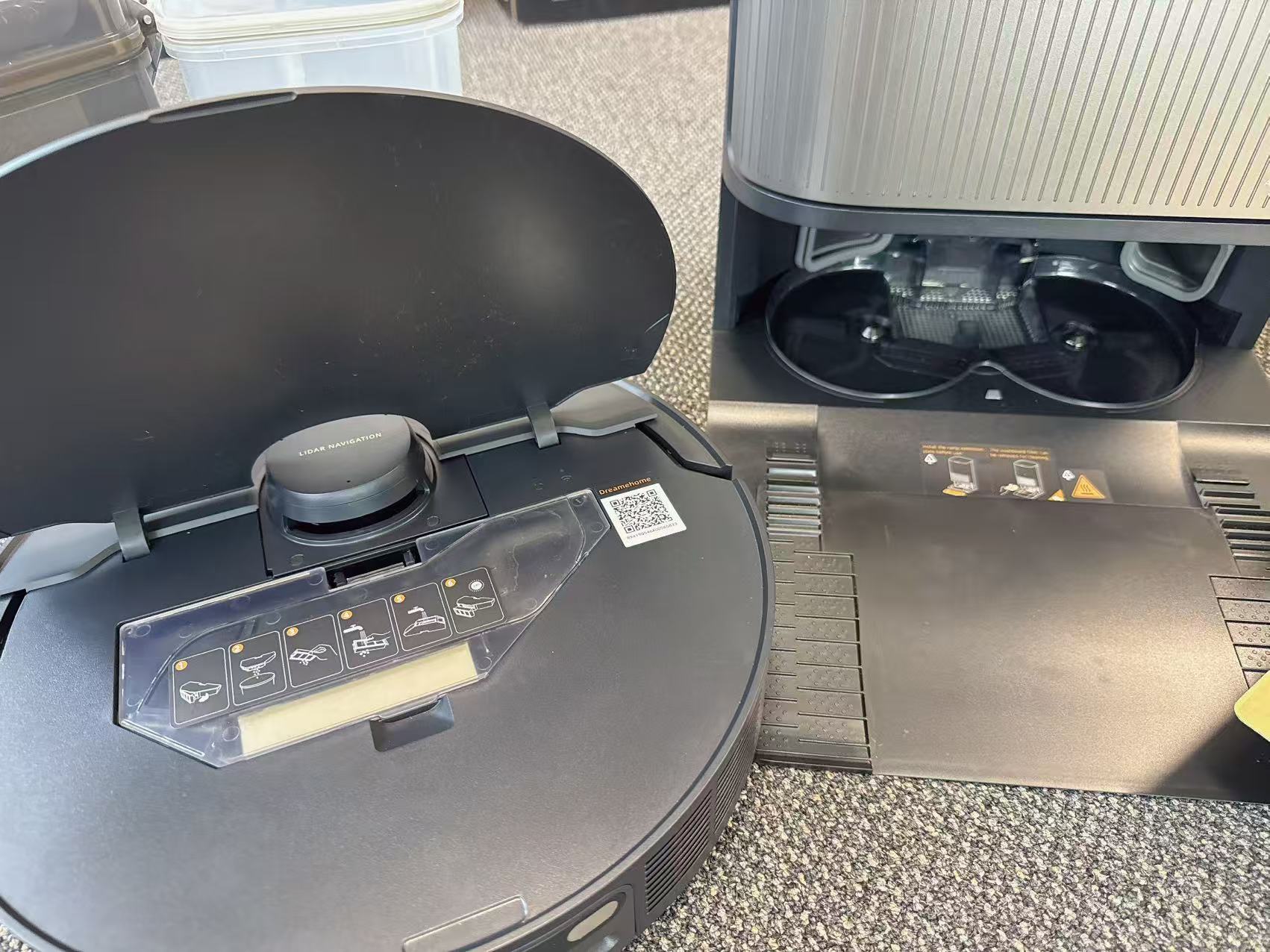 Dreame L40S Pro Ultra Robot Vacuum and Mop-Refurbished